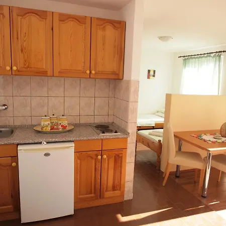 Apartment 10192b