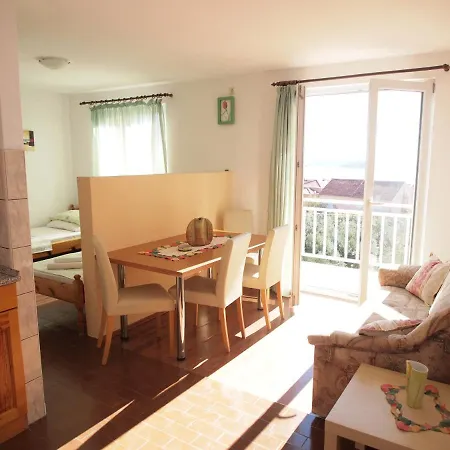 10192b Apartment Orebic
